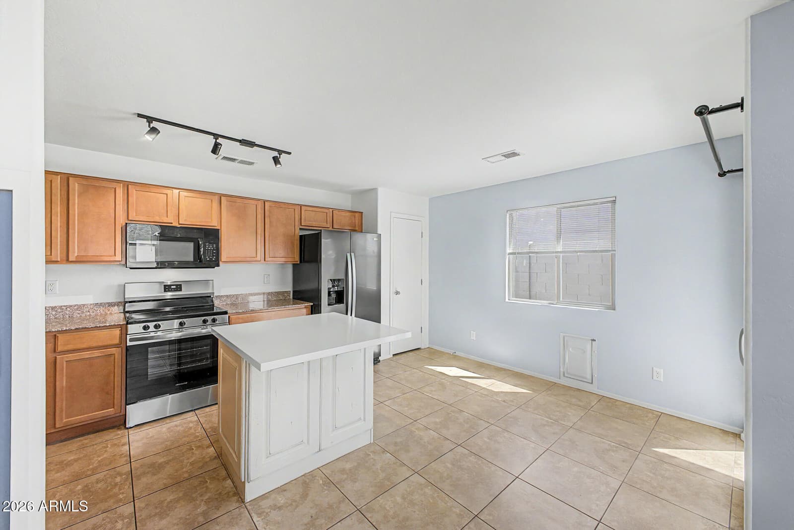 1897 W Stagecoach Street, Apache Junction, AZ 85120 — photo 14 of 40