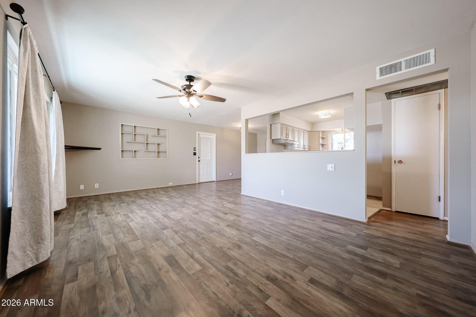 5410 E University Drive, Mesa, AZ 85205 — photo 5 of 46