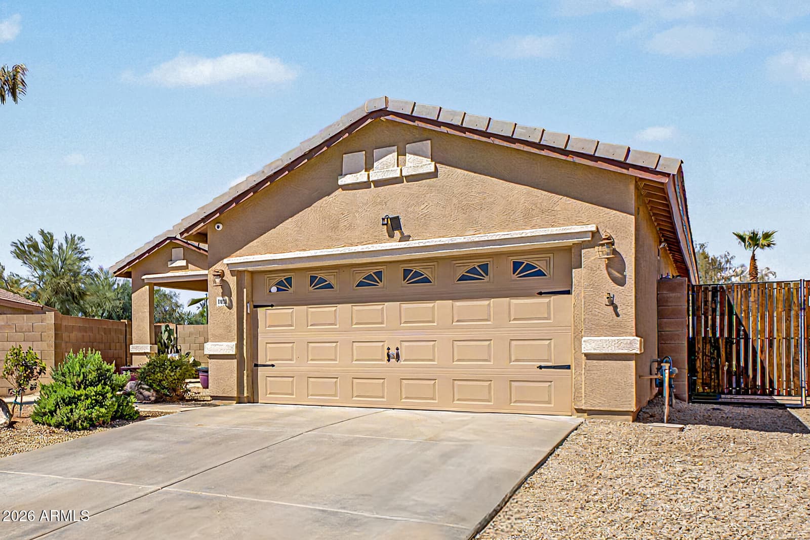 17090 W Northampton Road, Surprise, AZ 85374 — photo 8 of 41