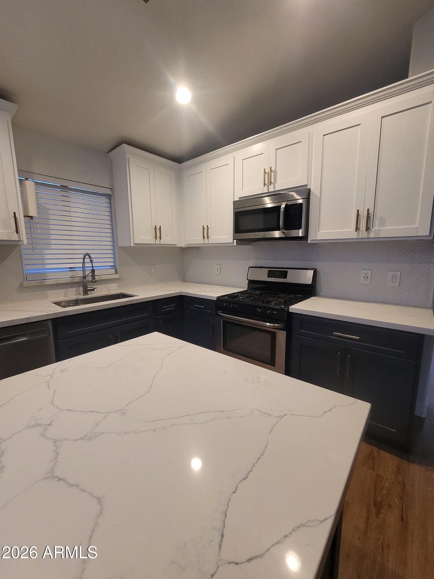 6205 N 89th Avenue N, Glendale, AZ 85305 — photo 7 of 20