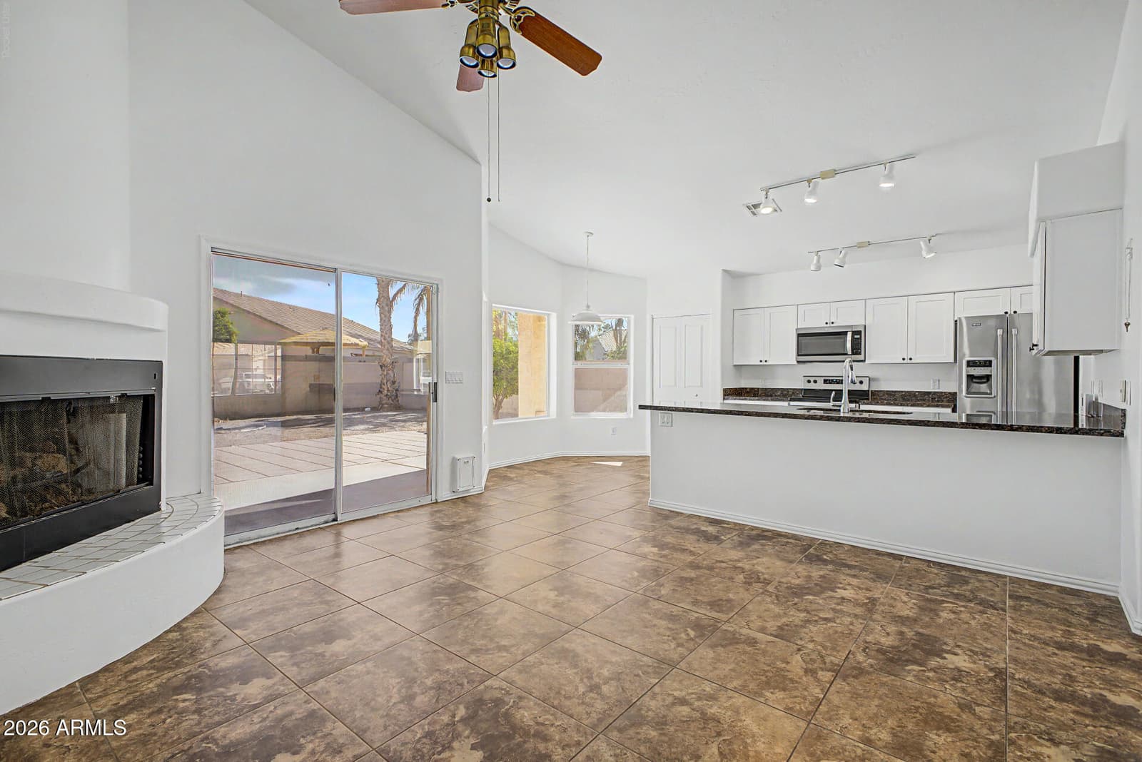 1259 E Sunset Drive, Casa Grande, AZ 85122 — photo 13 of 32