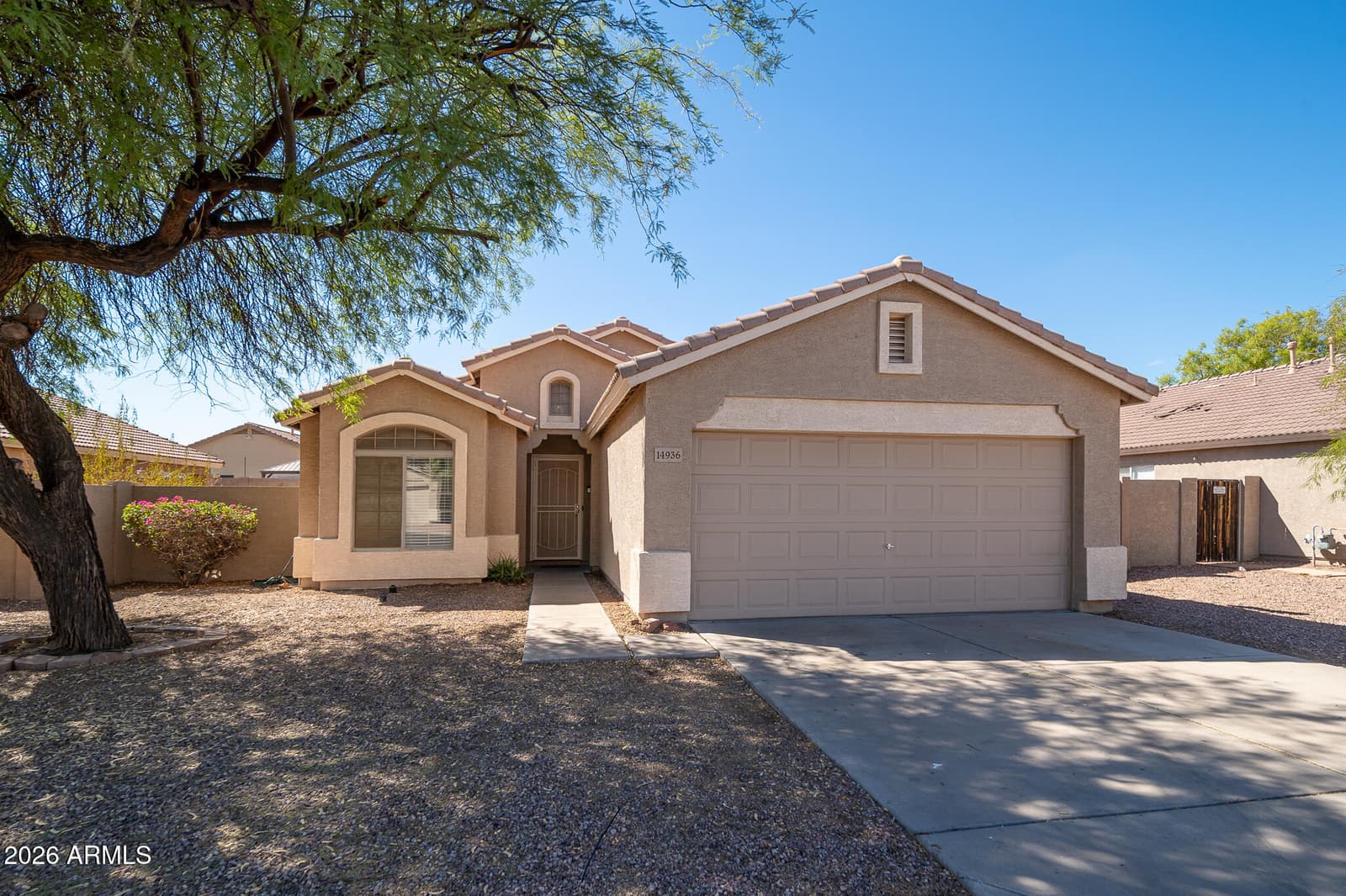 14936 N 133rd Drive, Surprise, AZ 85379 — photo 8 of 37