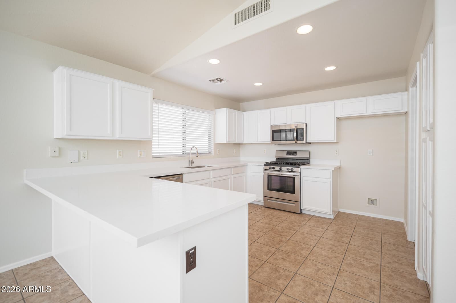 14936 N 133rd Drive, Surprise, AZ 85379 — photo 3 of 37
