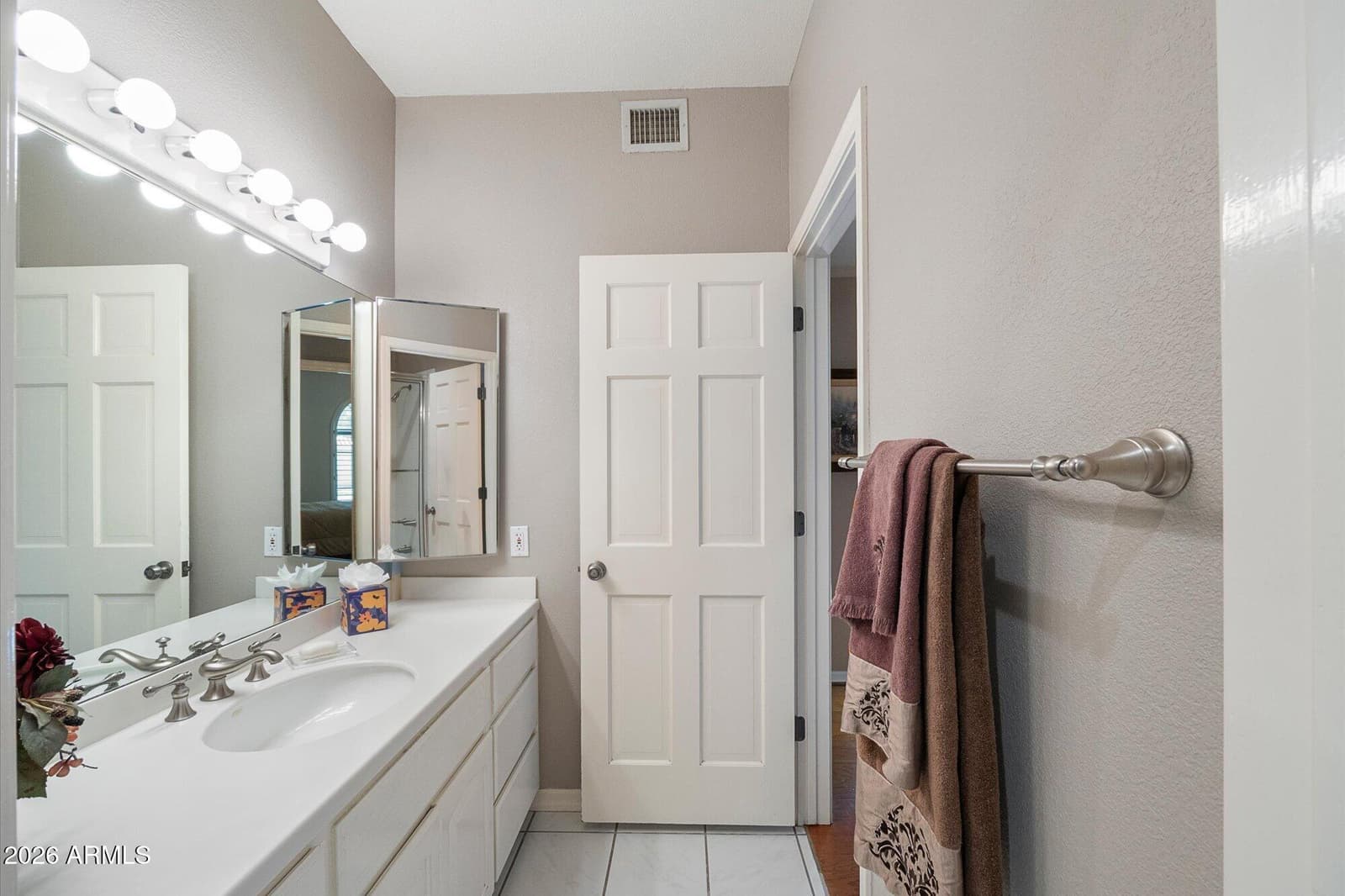 84 E Buena Vista Drive, Tempe, AZ 85284 — photo 31 of 48