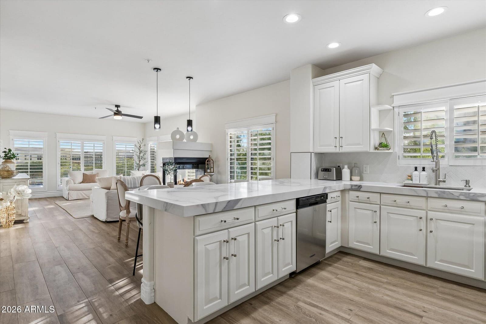 5450 E Deer Valley Drive 3009, Phoenix, AZ 85054 — photo 12 of 46