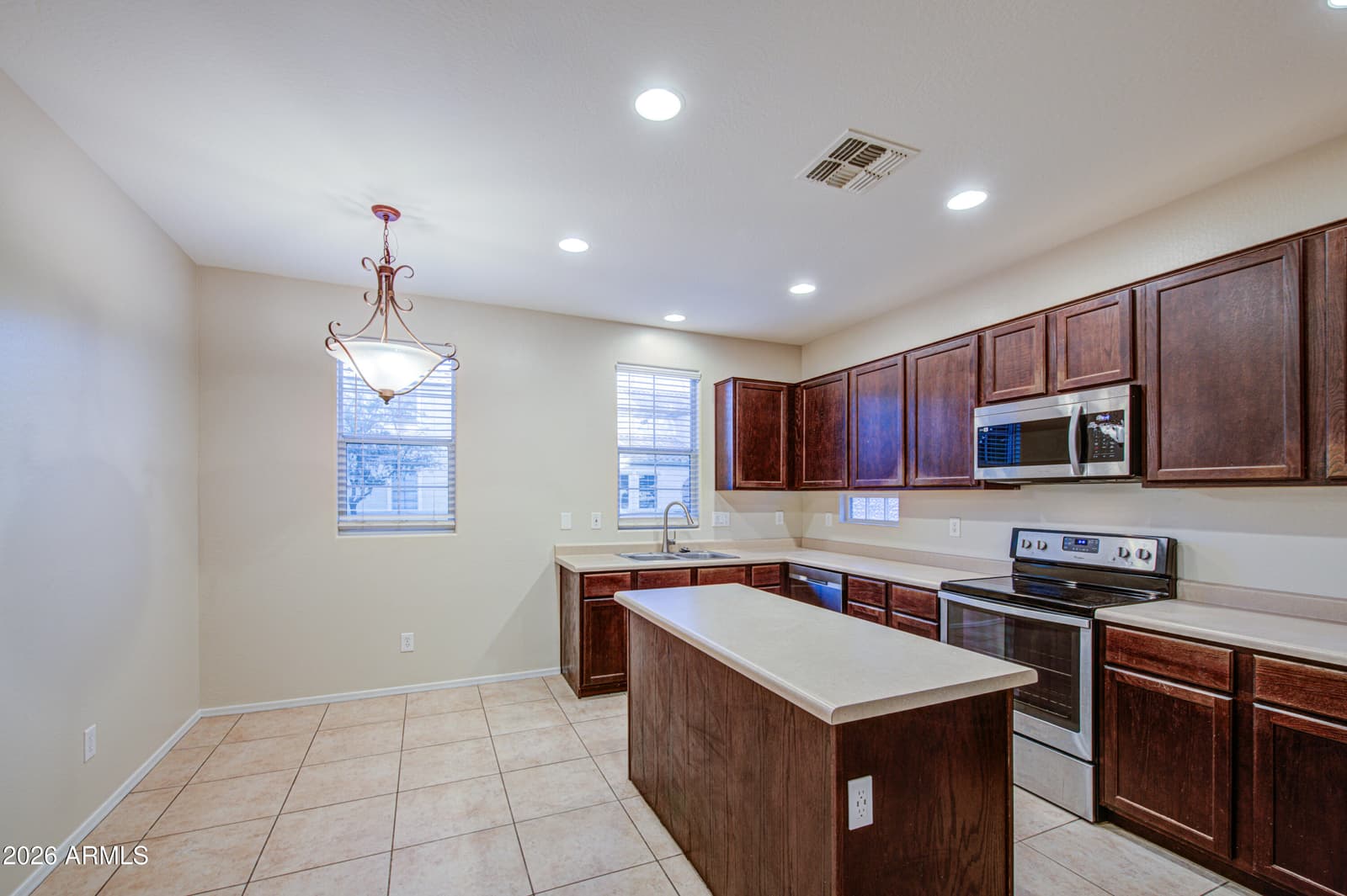 7154 S 48th Lane, Laveen, AZ 85339 — photo 12 of 43