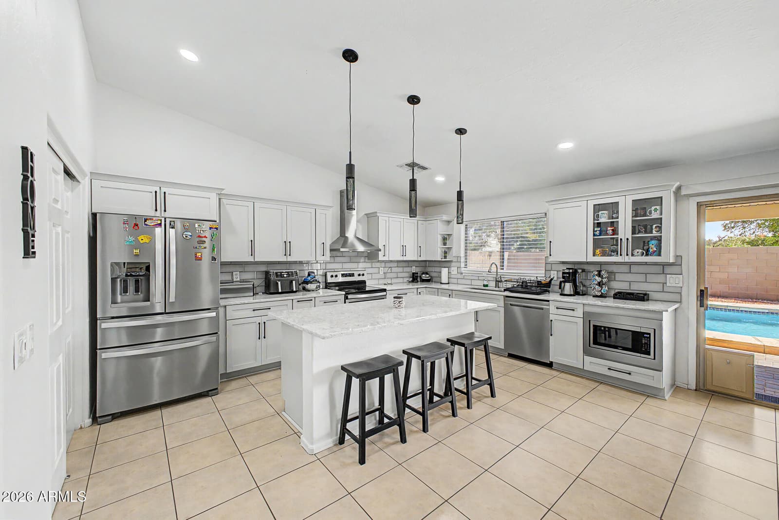 2705 N 105th Avenue, Avondale, AZ 85392 — photo 11 of 34
