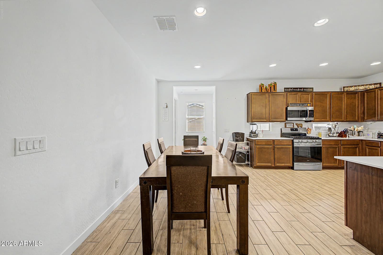 2979 E Yuma Avenue, Apache Junction, AZ 85119 — photo 14 of 36