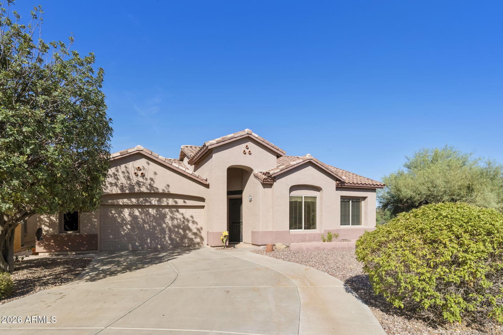 4906 S Verbena Avenue, Gilbert, AZ 85298 — photo 3 of 56
