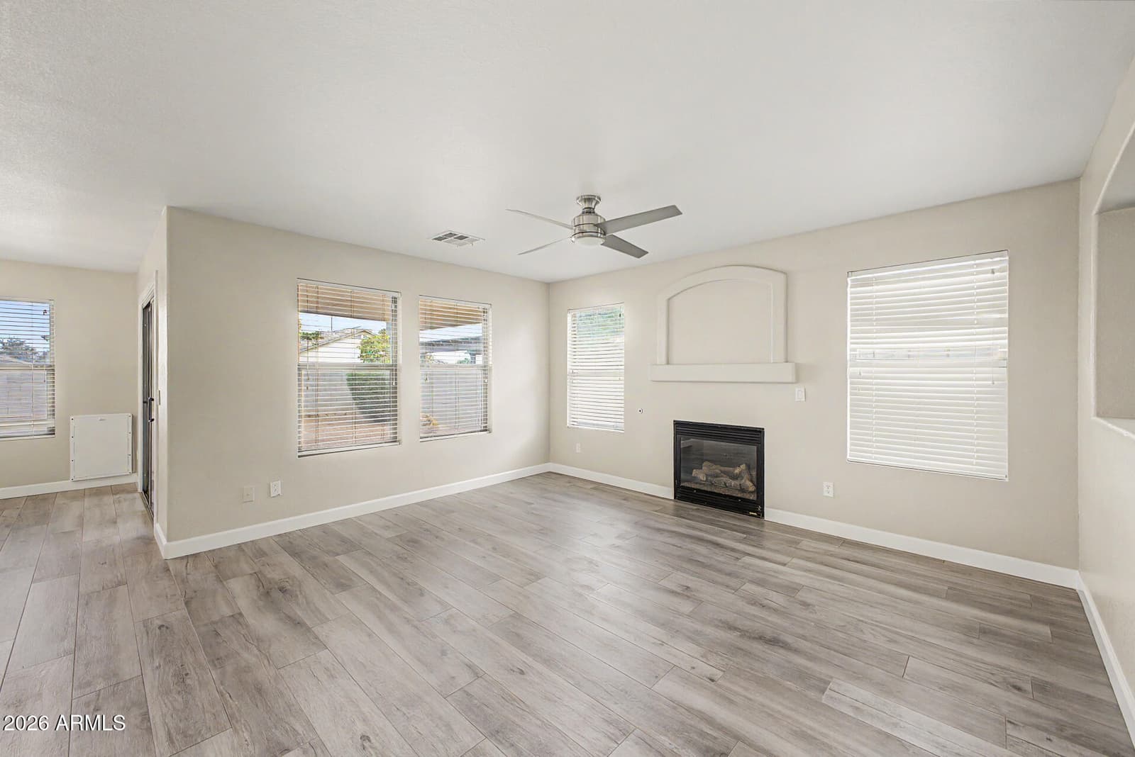 2892 W Goldmine Mountain Drive, San Tan Valley, AZ 85144 — photo 9 of 34