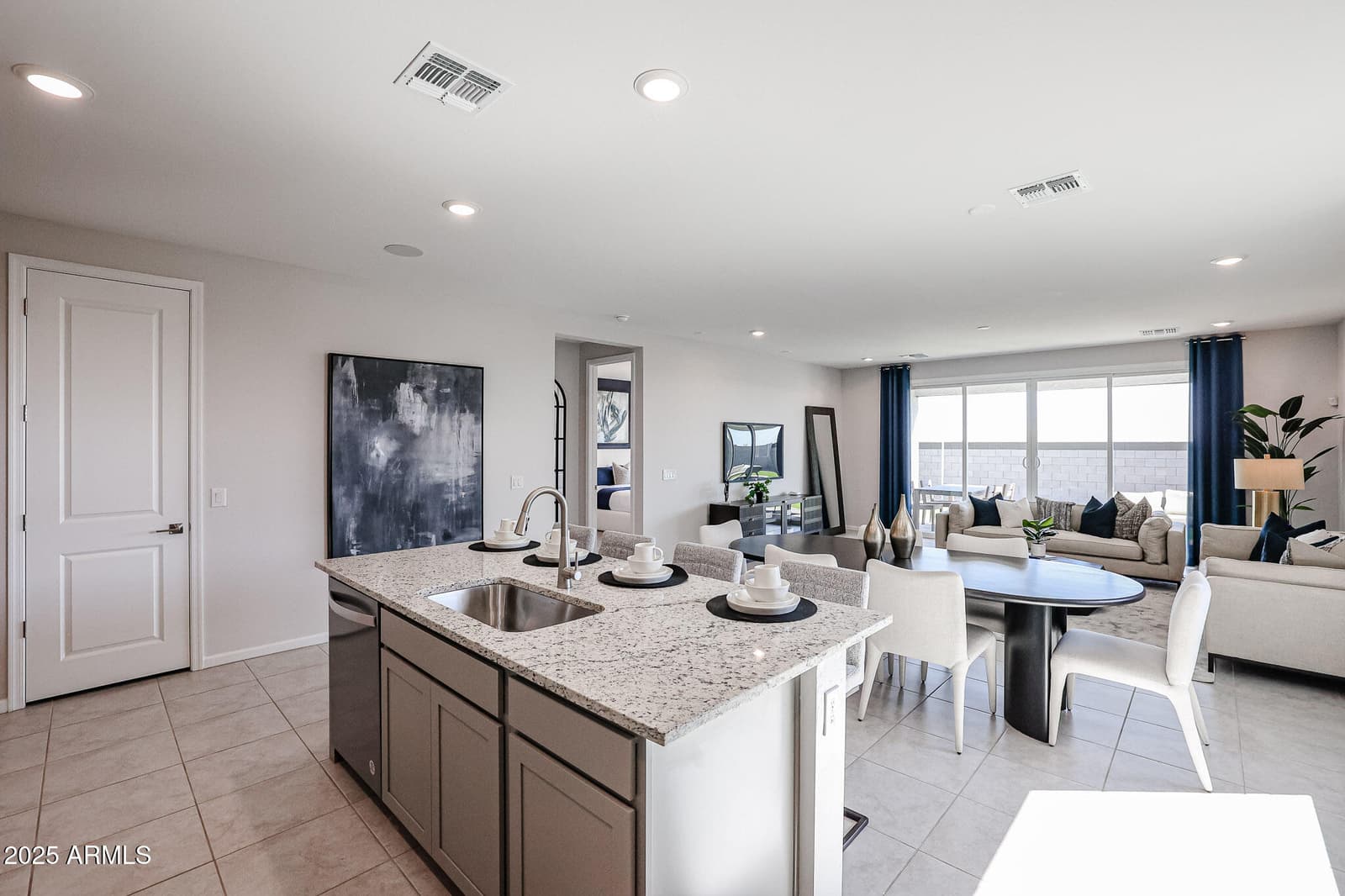 17946 W Creedance Boulevard, Surprise, AZ 85387 — photo 3 of 33