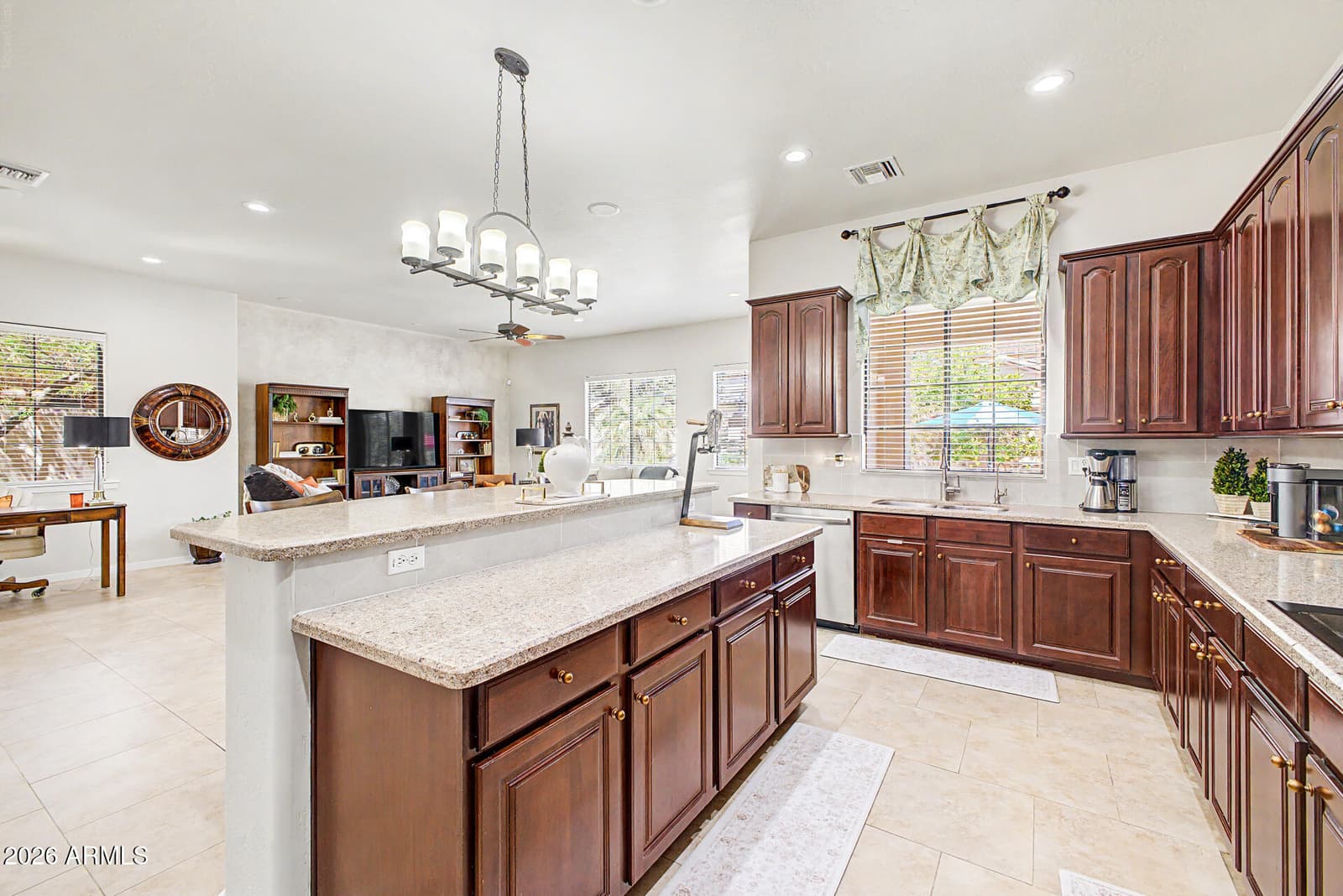 816 W Sycamore Court, Litchfield Park, AZ 85340 — photo 4 of 40