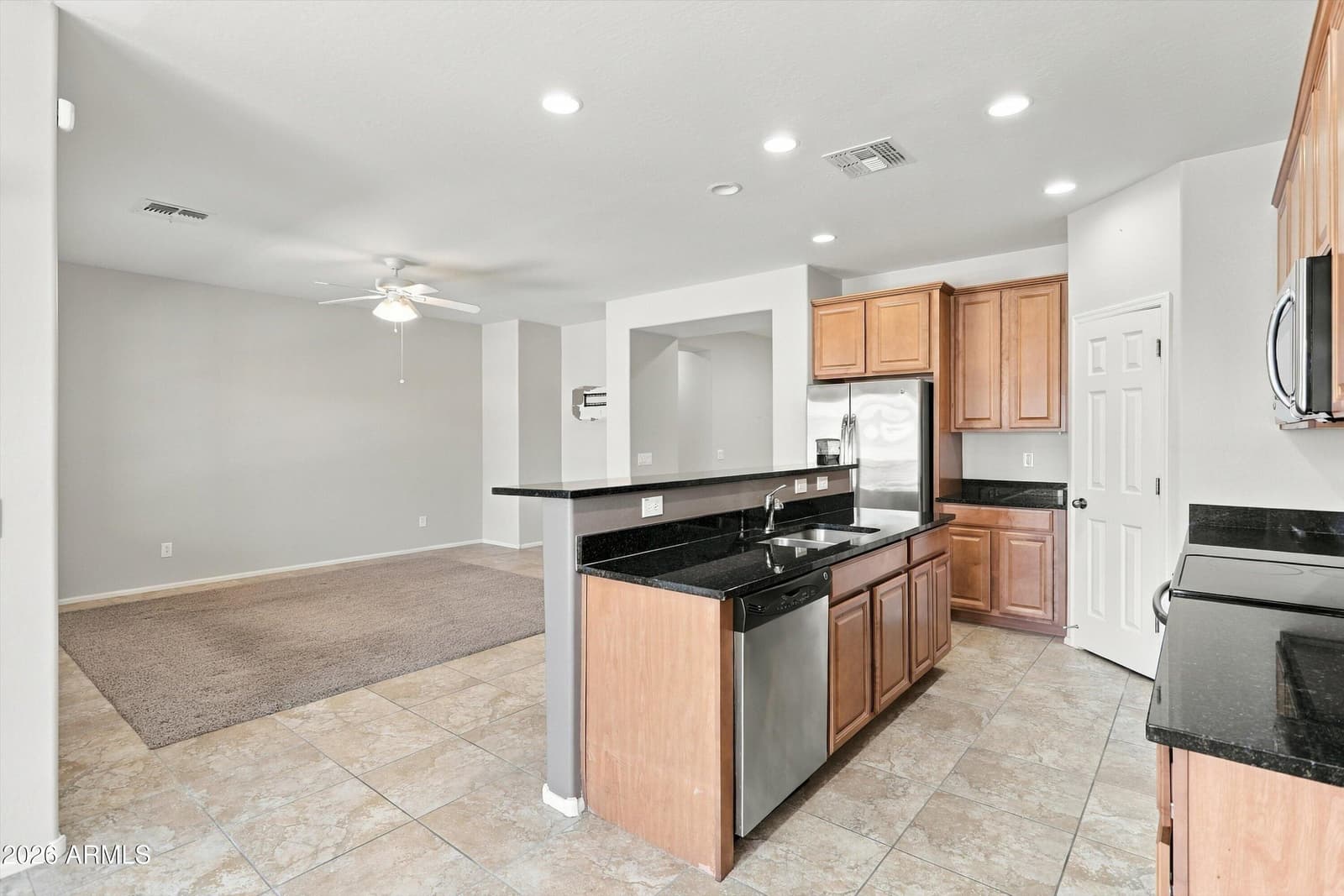 24072 N 164th Avenue, Surprise, AZ 85387 — photo 11 of 34