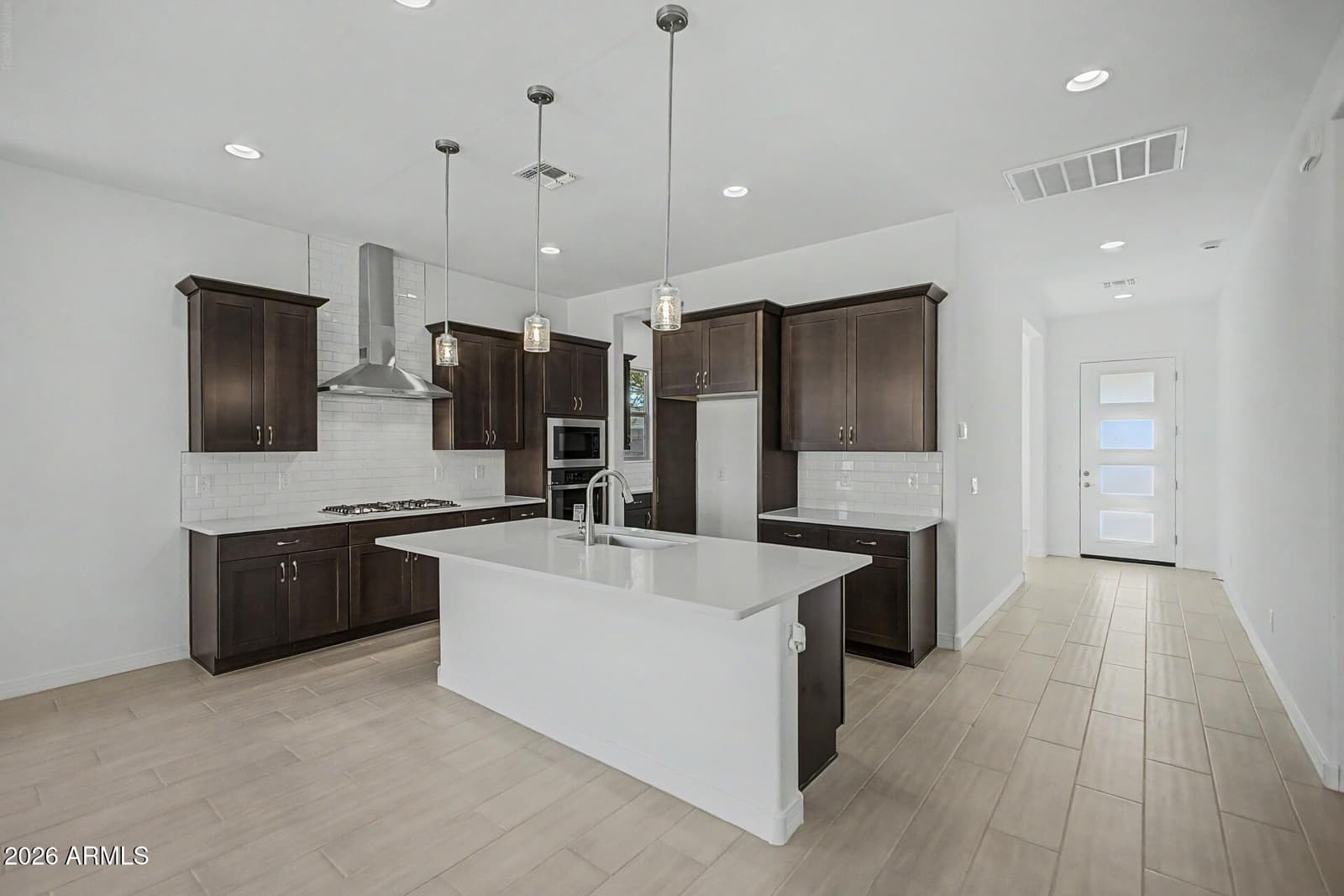 4621 S 119th Drive, Avondale, AZ 85323 — photo 8 of 38