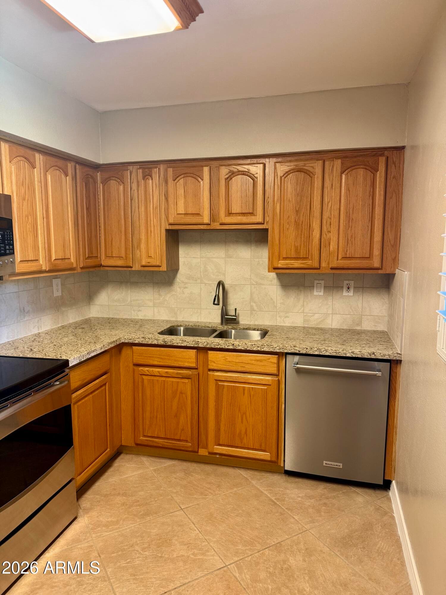 3655 N 5th Avenue 106, Phoenix, AZ 85013 — photo 12 of 29