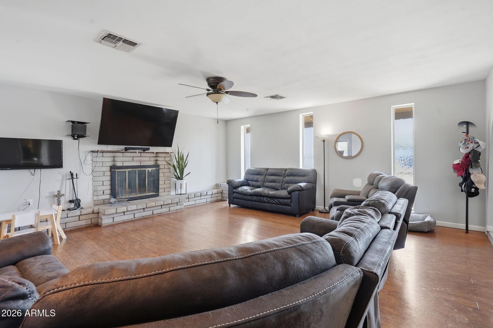 7330 W Angela Drive, Glendale, AZ 85308 — photo 10 of 32