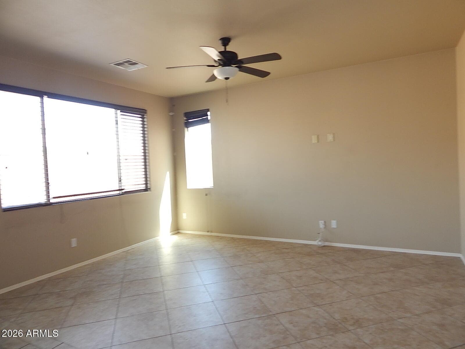 10034 W Hammond Lane, Tolleson, AZ 85353 — photo 5 of 16
