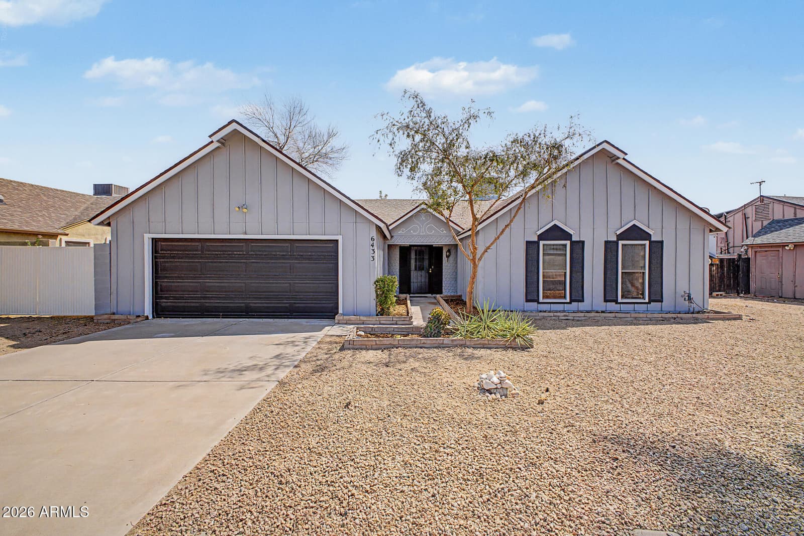 6433 W KINGS Avenue, Glendale, AZ 85306