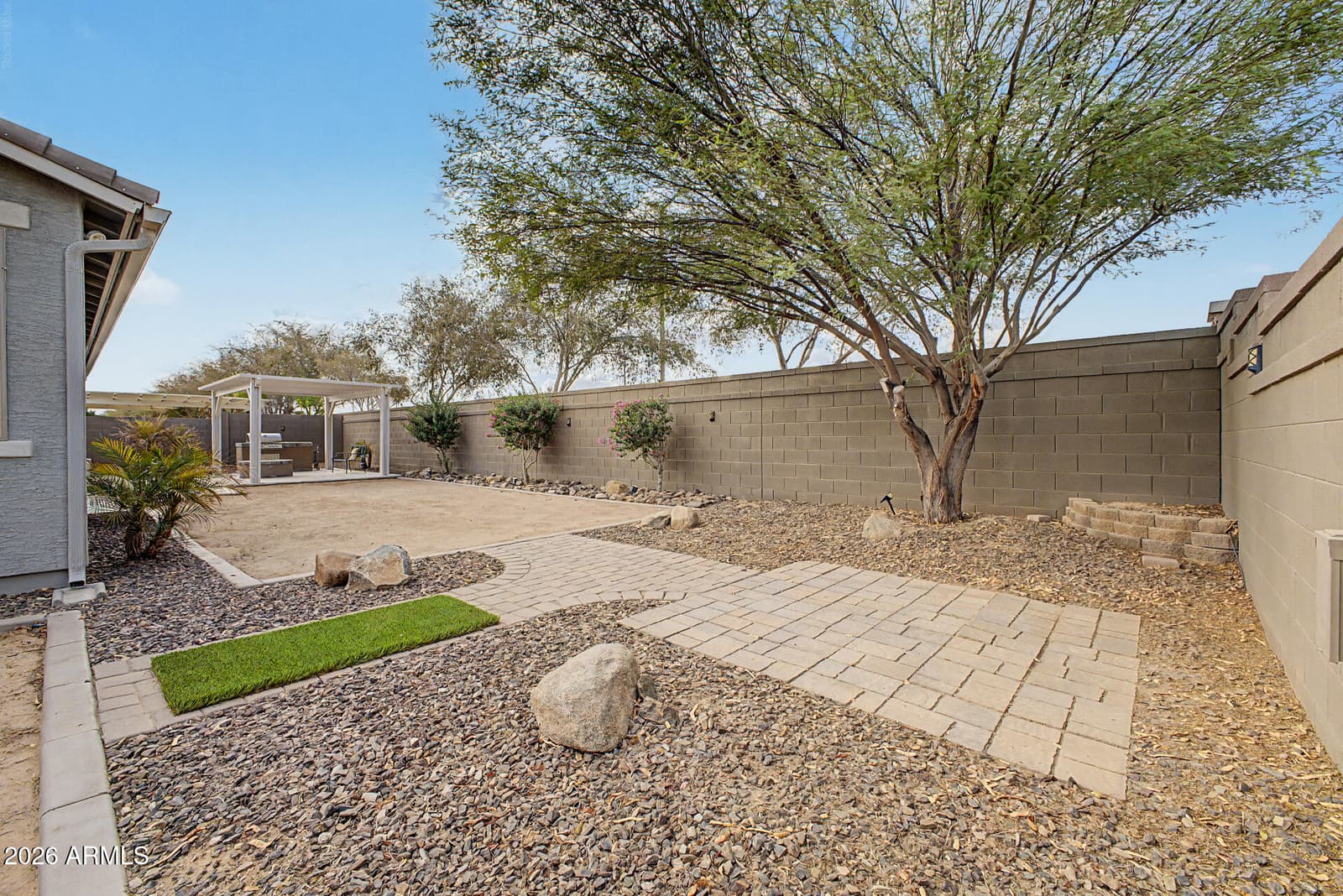 18352 W Kendall Street, Goodyear, AZ 85338 — photo 31 of 76