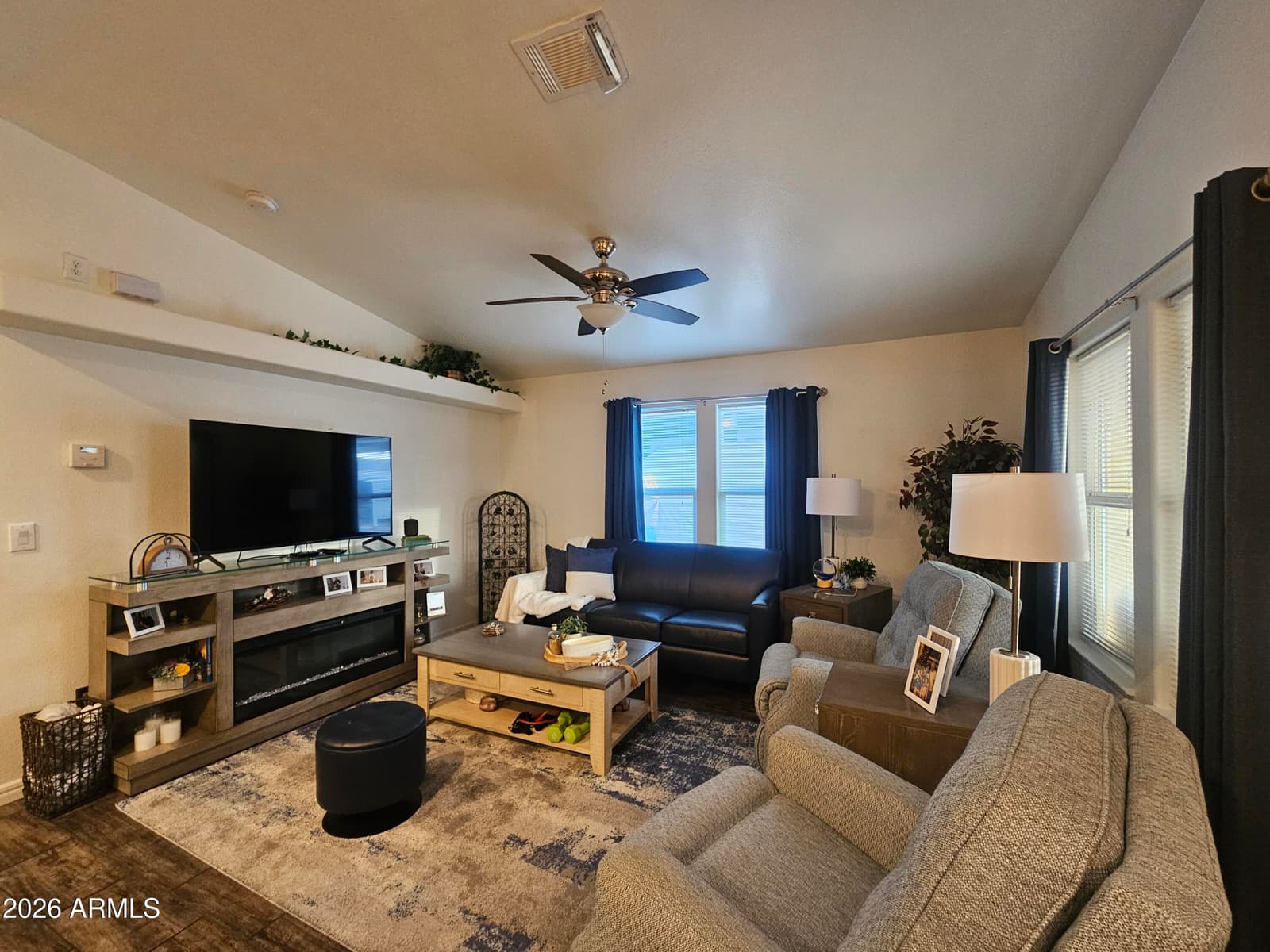650 N Hawes Road 2731, Mesa, AZ 85207 — photo 4 of 50