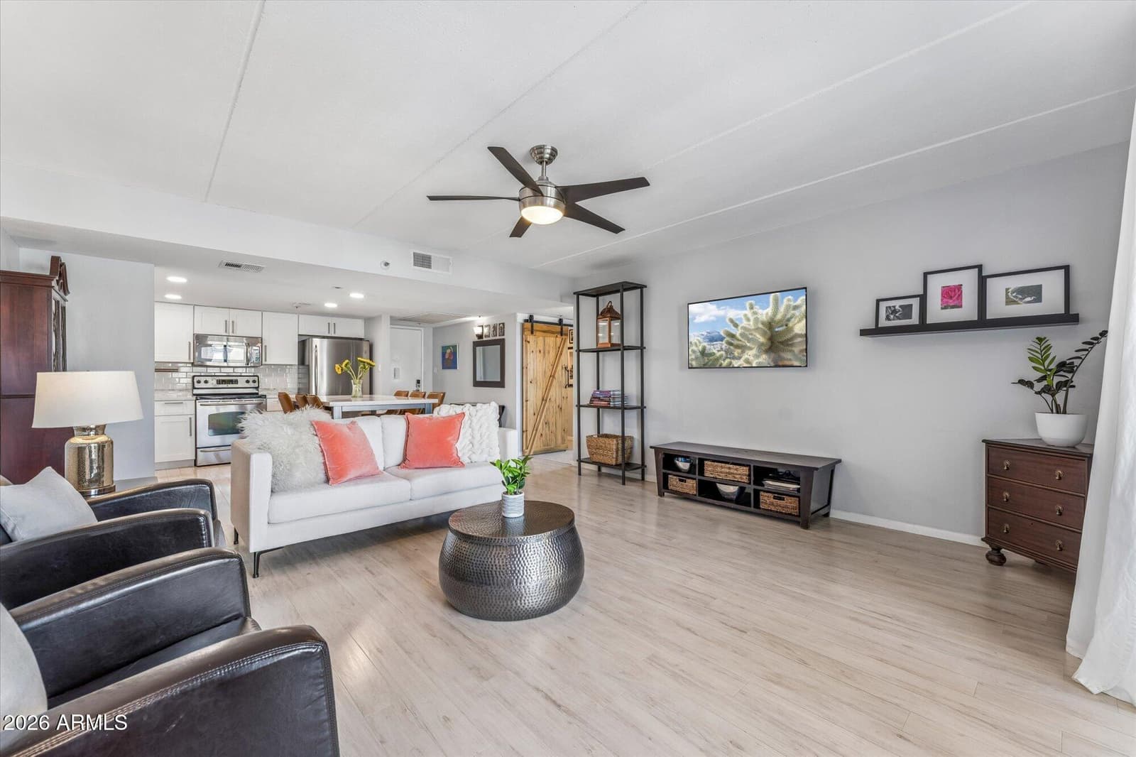 7950 E Camelback Road 704, Scottsdale, AZ 85251 — photo 4 of 32