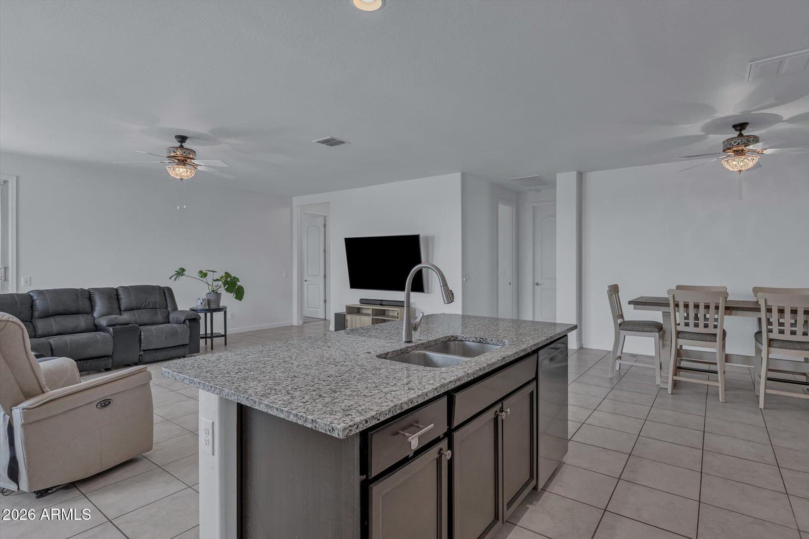 25818 N 137th Avenue, Peoria, AZ 85383 — photo 11 of 31