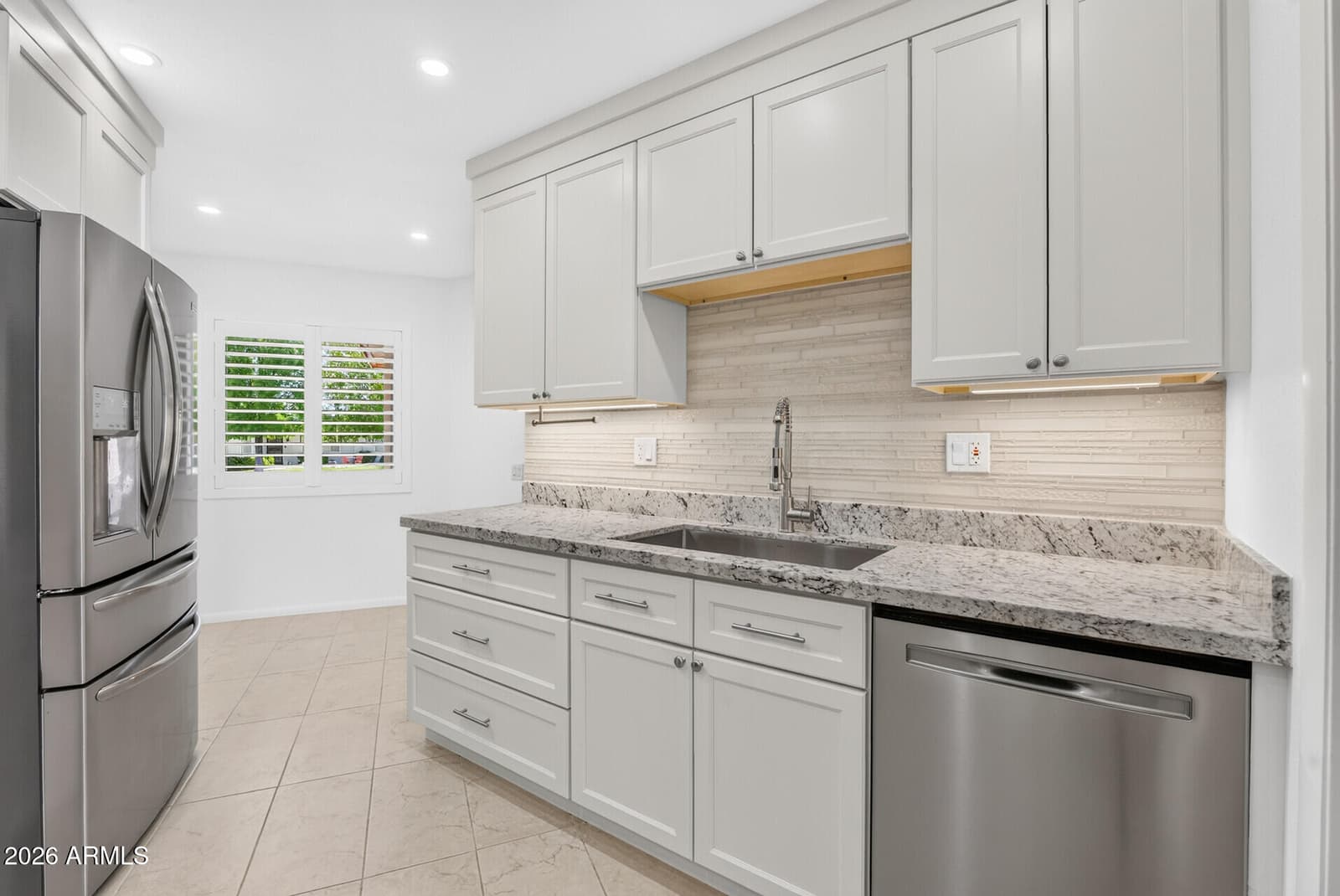 10146 W Hutton Drive, Sun City, AZ 85351 — photo 5 of 34