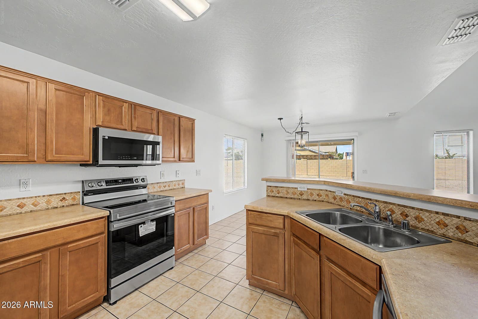 2602 S 112th Drive, Avondale, AZ 85323 — photo 12 of 37
