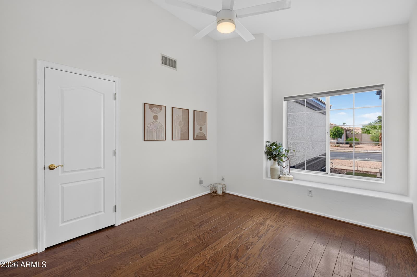 909 S Scallop Drive, Gilbert, AZ 85233 — photo 15 of 42