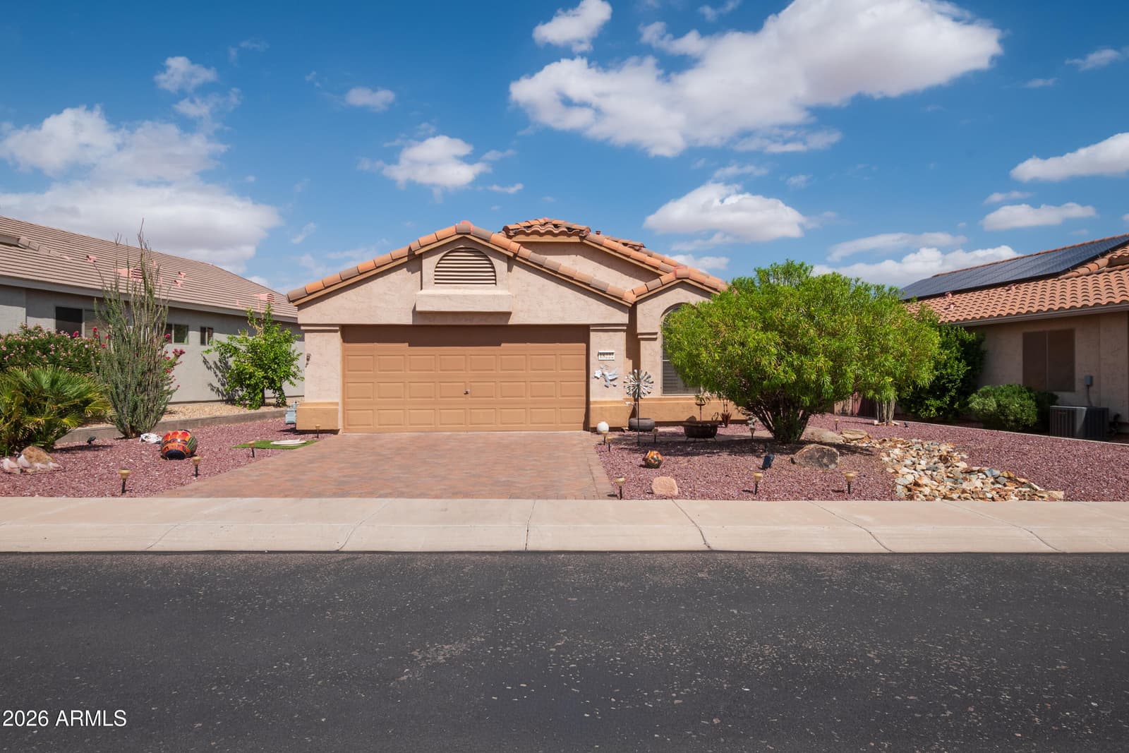 18222 W Spencer Drive, Surprise, AZ 85374 — photo 2 of 37