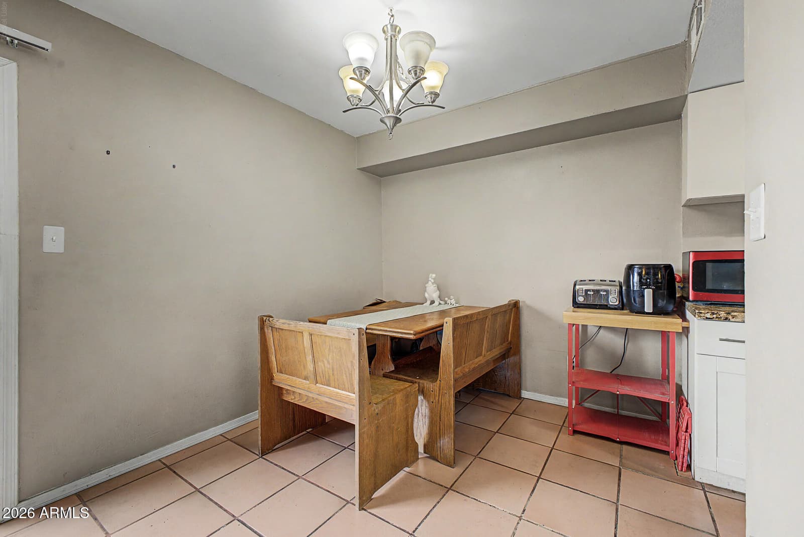 3404 W Echo Lane, Phoenix, AZ 85051 — photo 5 of 18