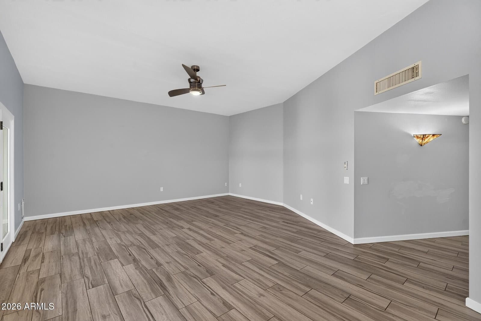 10554 W Ocotillo Drive, Sun City, AZ 85373 — photo 11 of 34