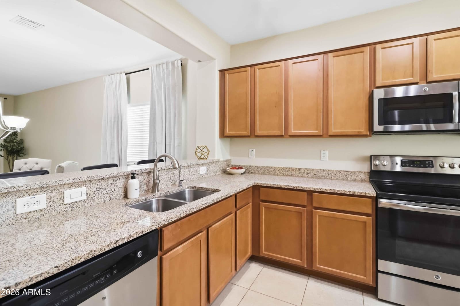 422 W Evergreen Pear Avenue, Queen Creek, AZ 85140 — photo 14 of 68