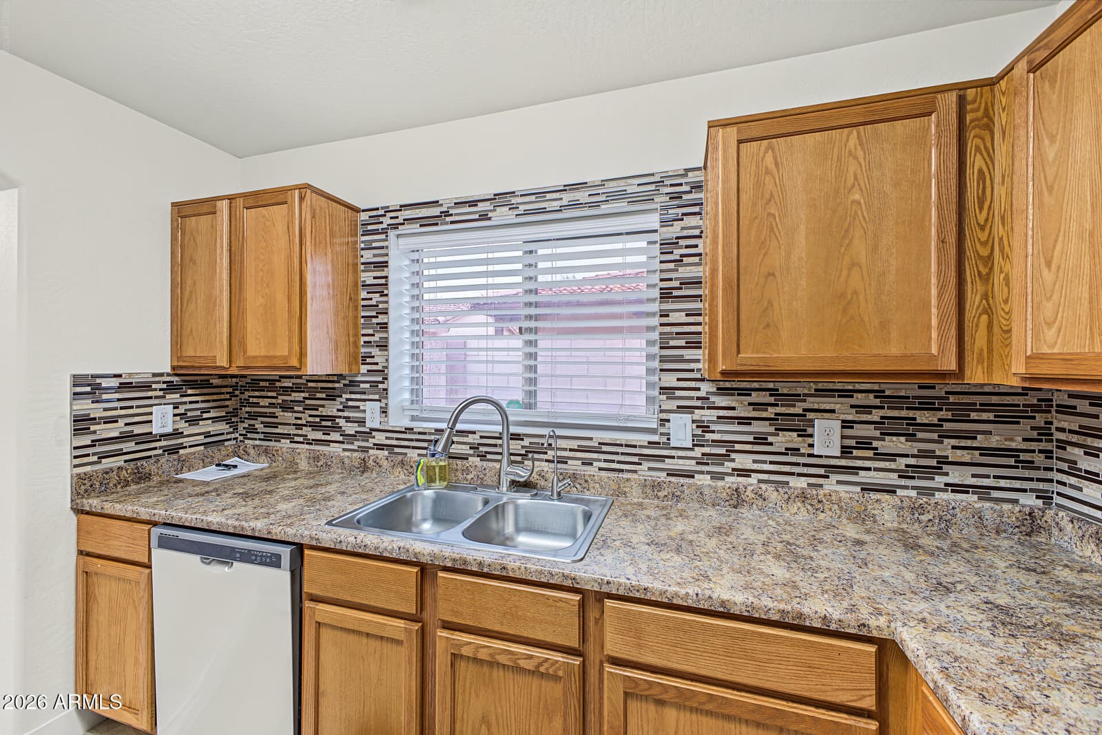 16117 N 26th Place, Phoenix, AZ 85032 — photo 10 of 23