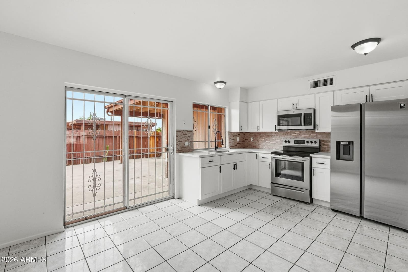 4625 W Thomas Road 53, Phoenix, AZ 85031 — photo 11 of 33