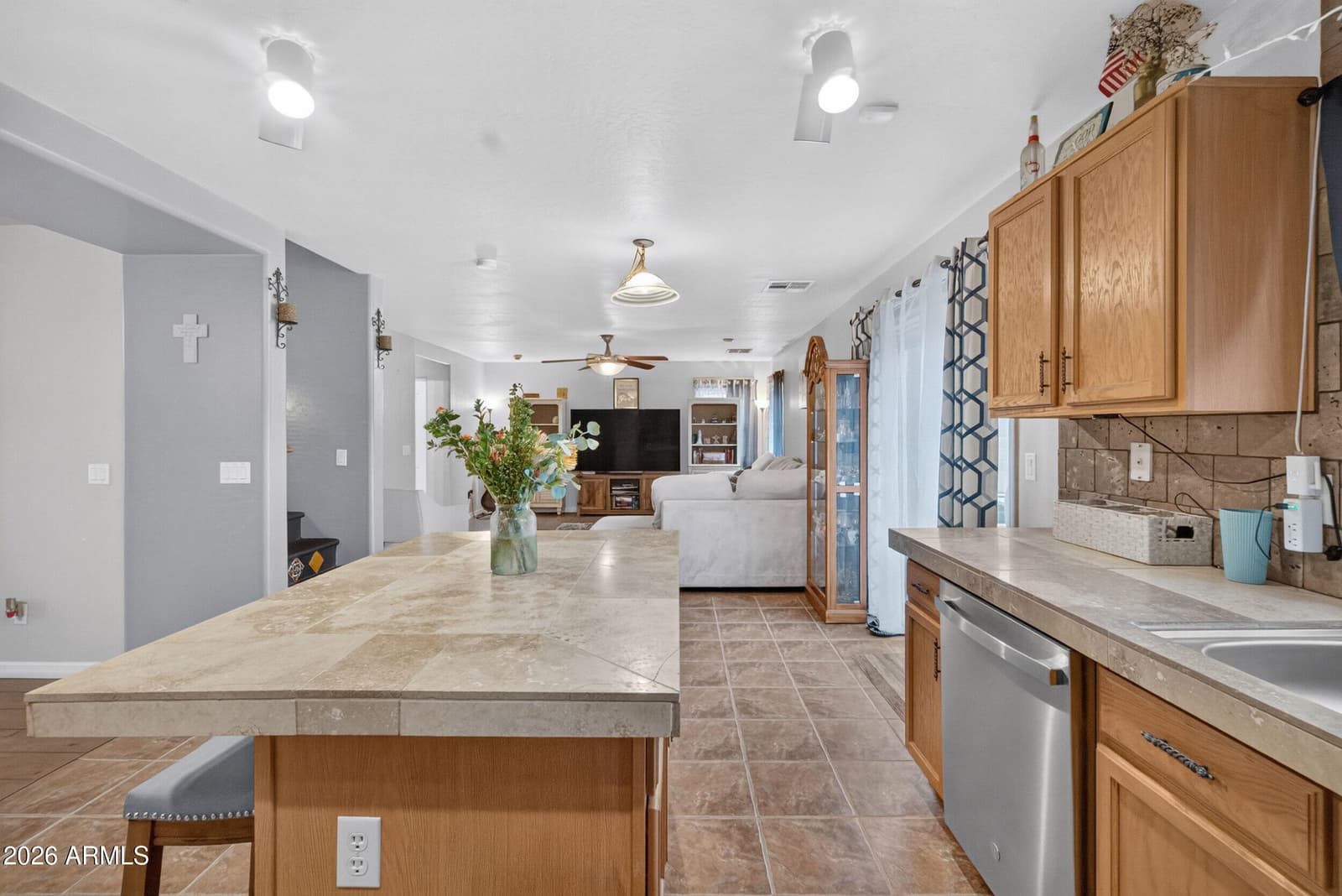 2450 E Olivine Road, San Tan Valley, AZ 85143 — photo 23 of 67