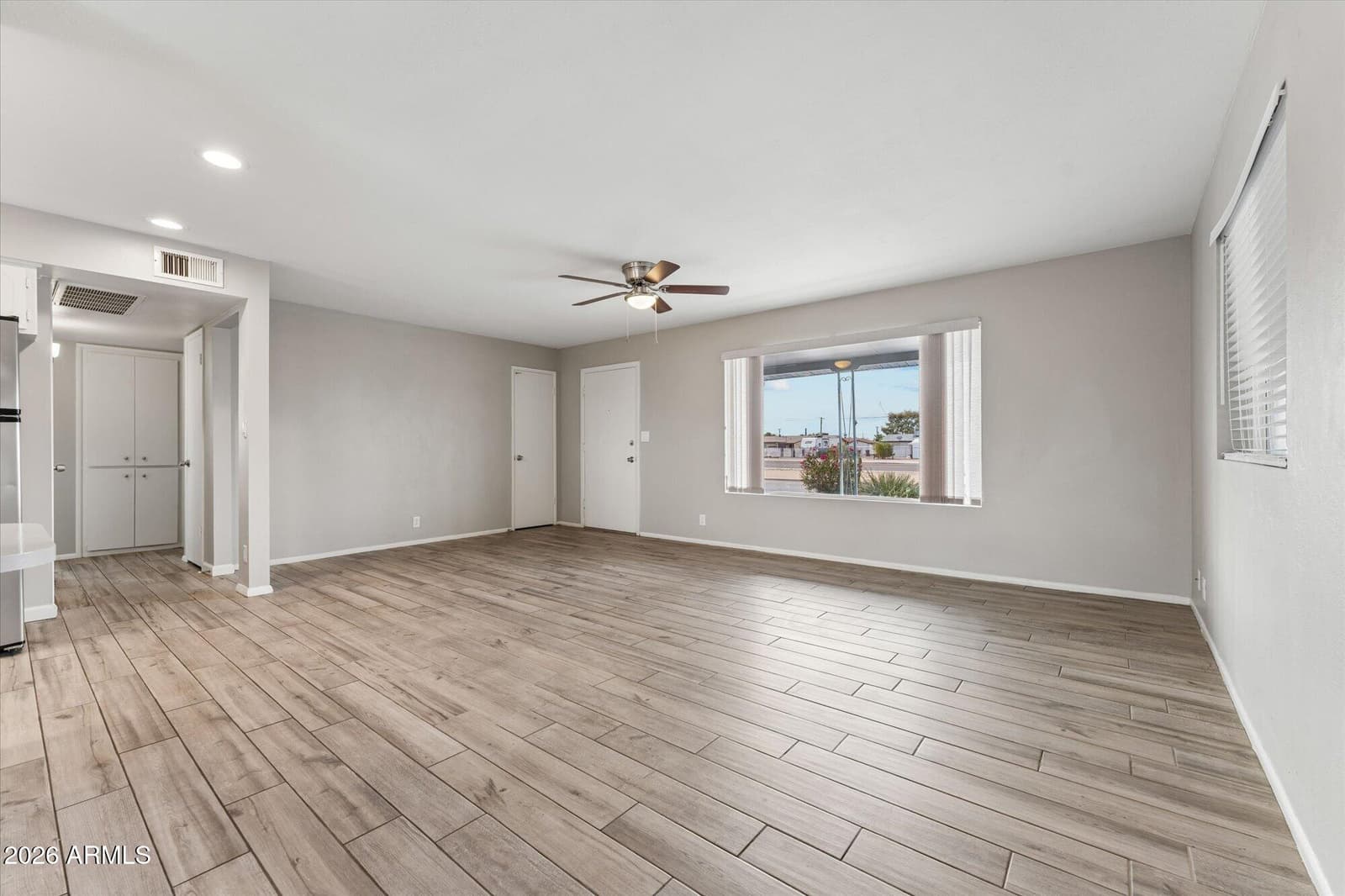 5422 E University Drive, Mesa, AZ 85205 — photo 4 of 29