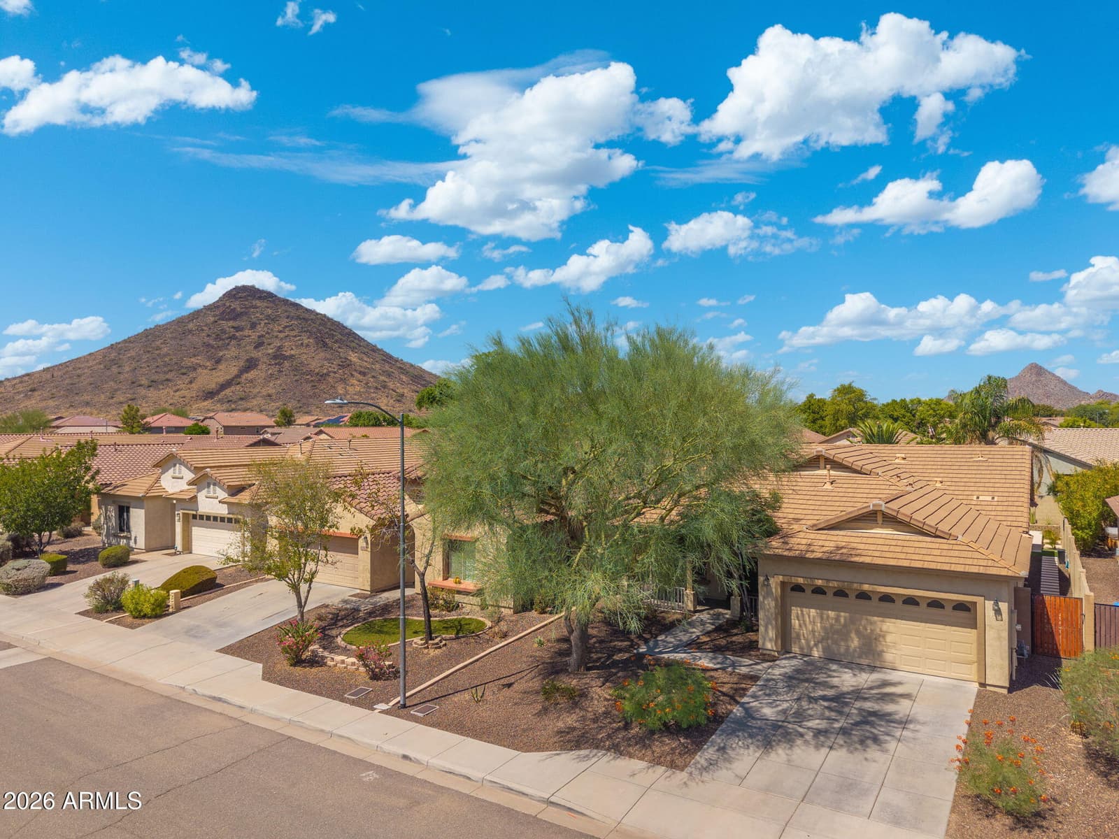 5218 W Buckskin Trail, Phoenix, AZ 85083 — photo 36 of 39