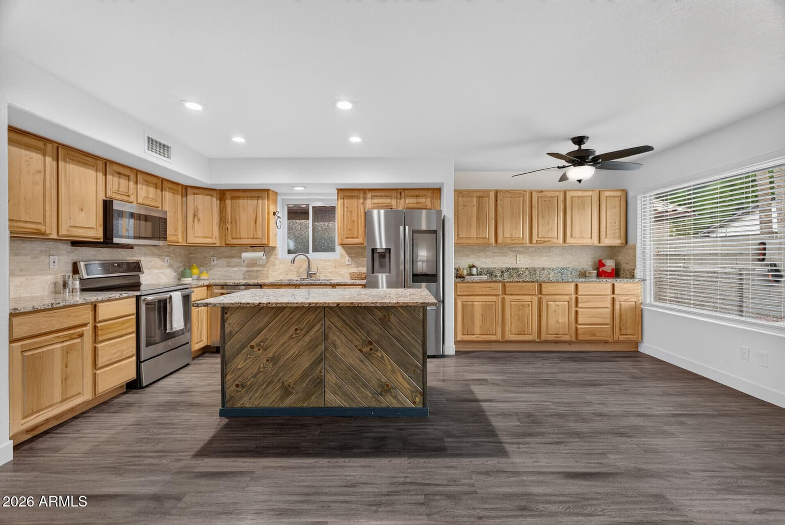 1301 E Sierra Madre Avenue, Gilbert, AZ 85296 — photo 13 of 71