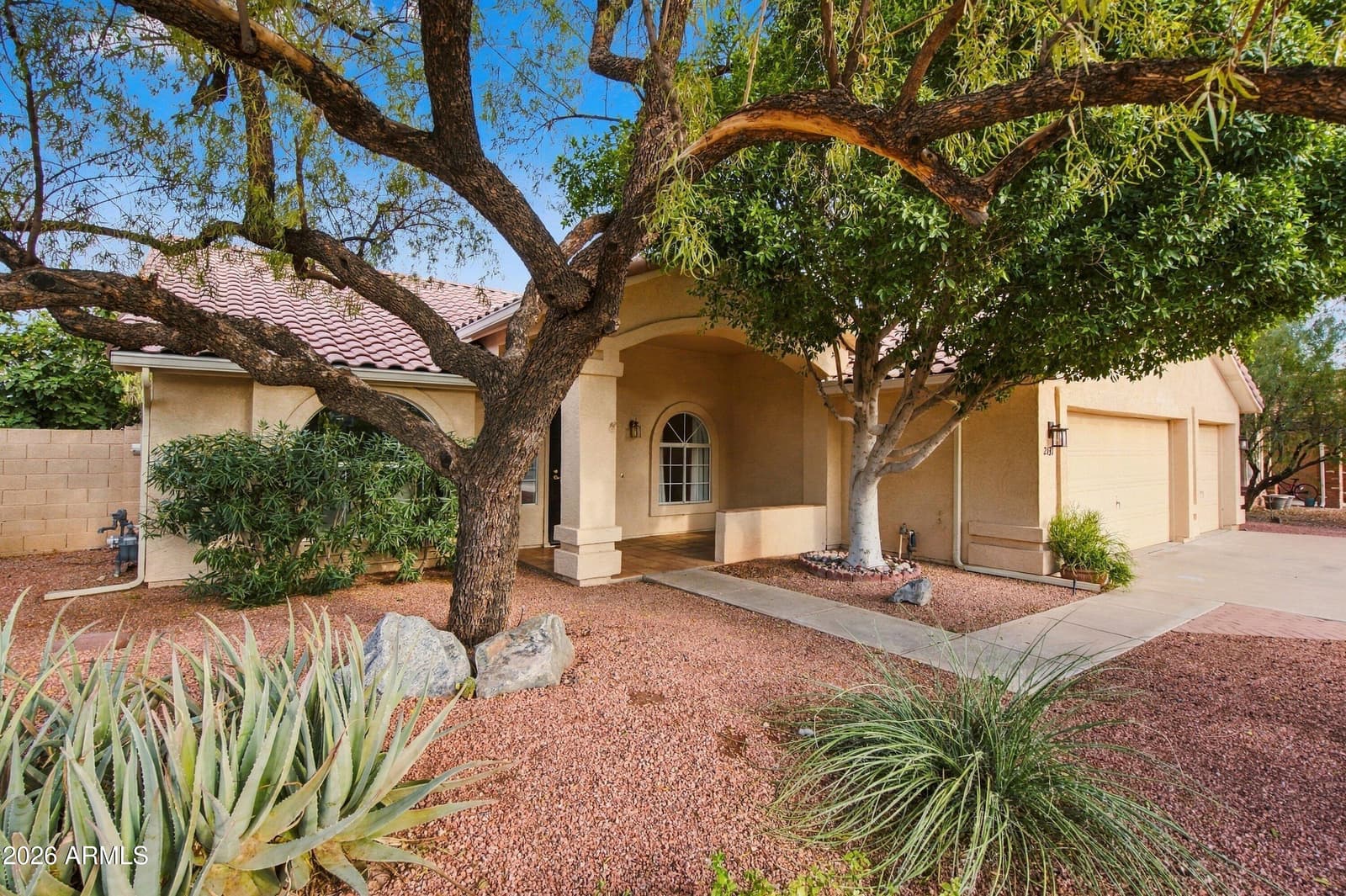 2131 N Almond, Mesa, AZ 85213 — photo 11 of 54