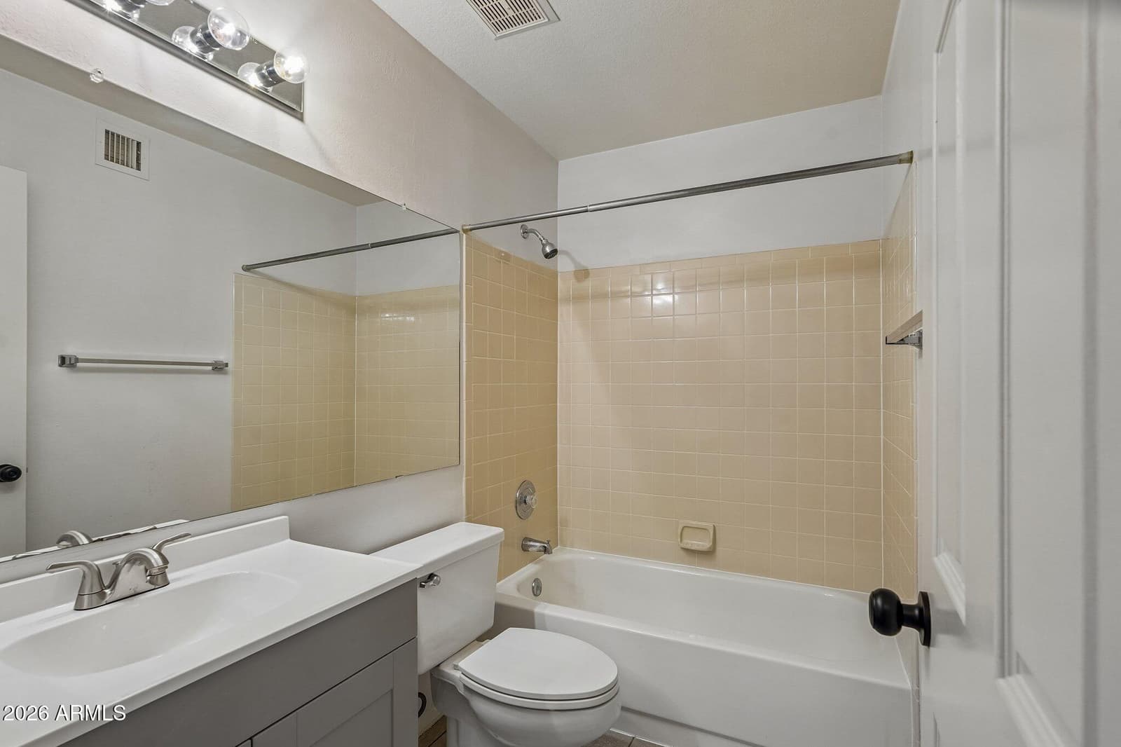 3219 E Wildwood Drive, Phoenix, AZ 85048 — photo 18 of 42