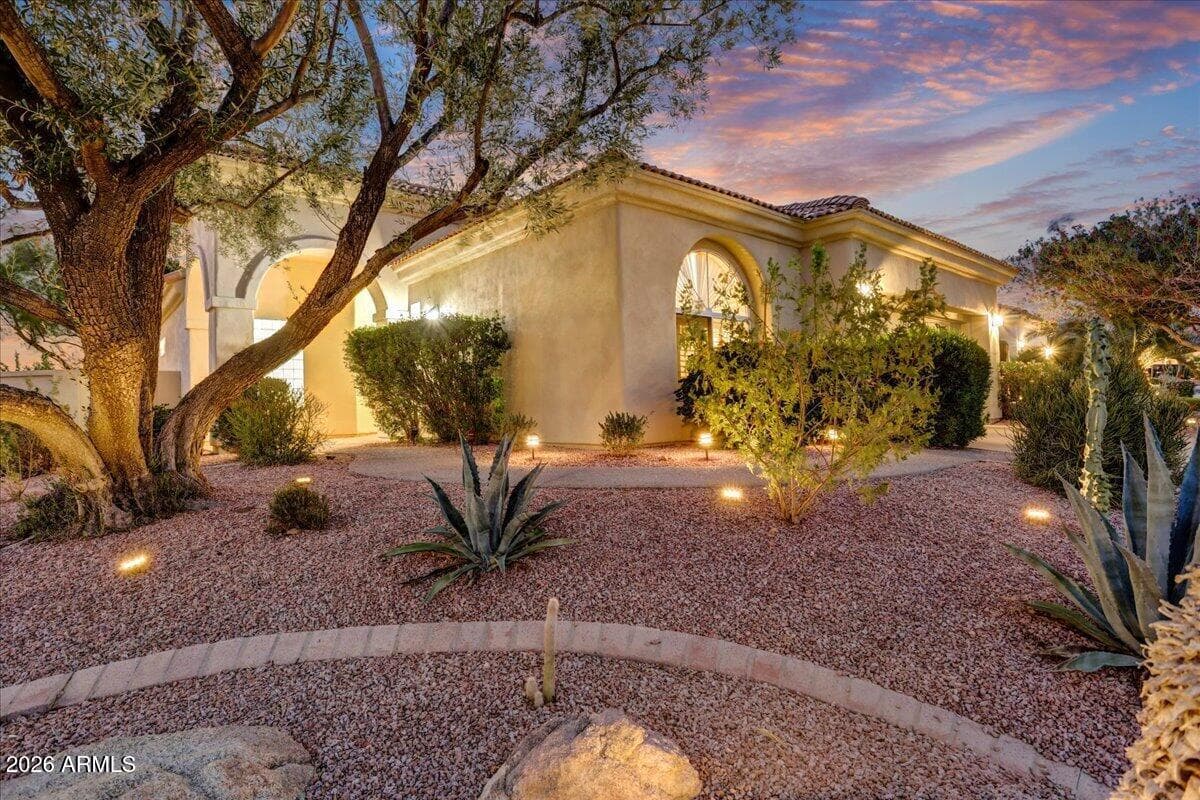 11818 E Del Timbre Drive, Scottsdale, AZ 85259 — photo 2 of 32