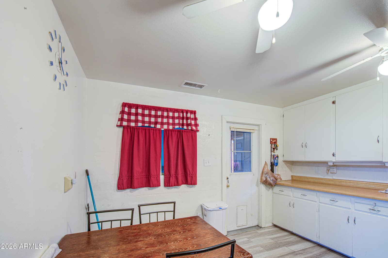 740 E Desert Avenue, Apache Junction, AZ 85119 — photo 13 of 35