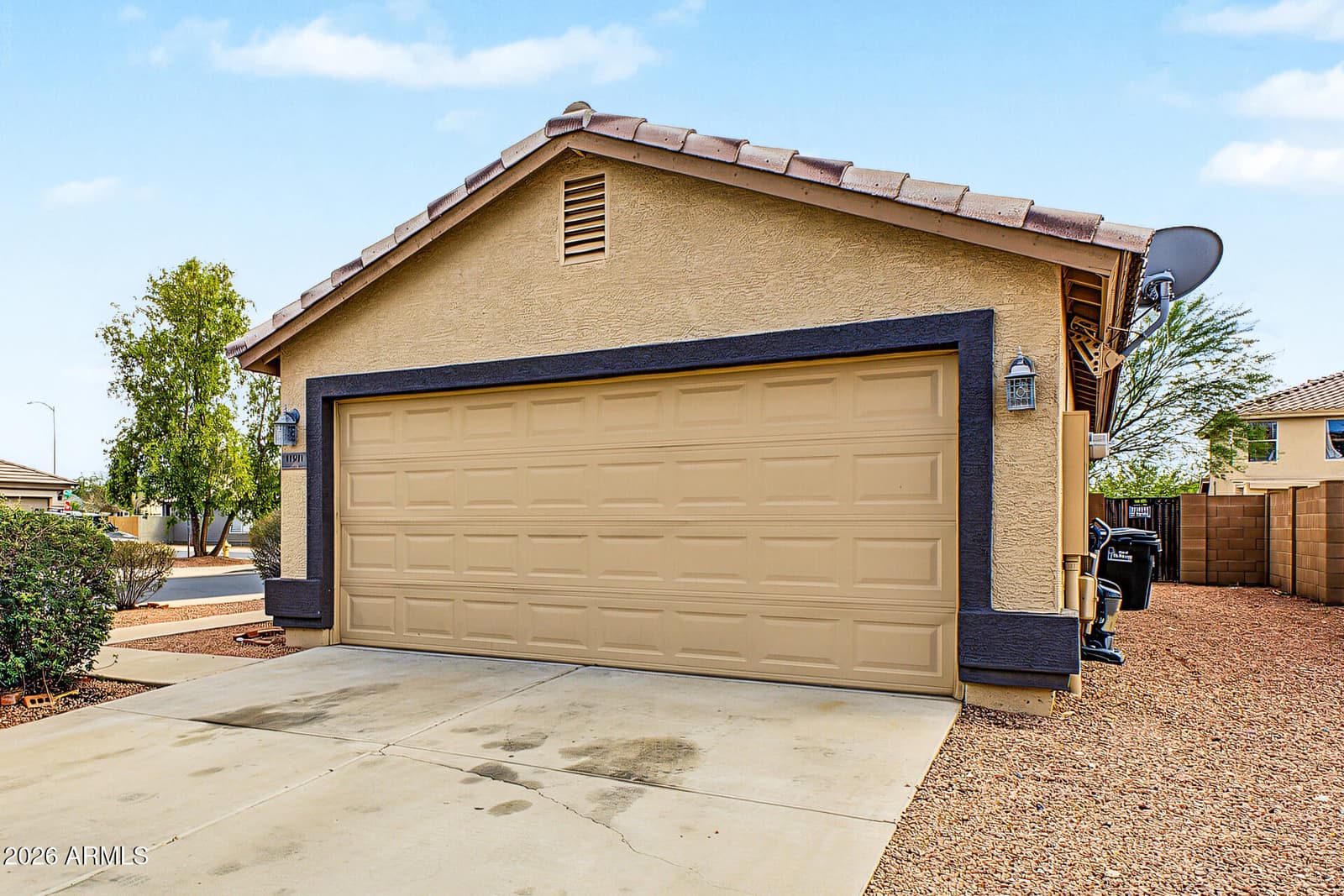 11911 W Dahlia Drive, El Mirage, AZ 85335 — photo 6 of 31