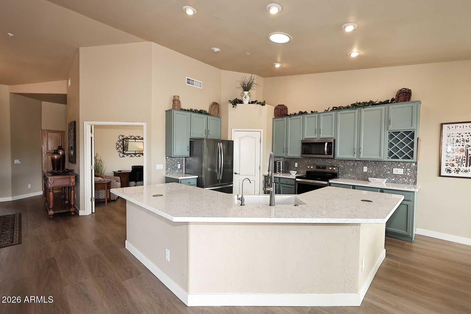 17307 E Via Del Oro Drive, Fountain Hills, AZ 85268 — photo 12 of 56