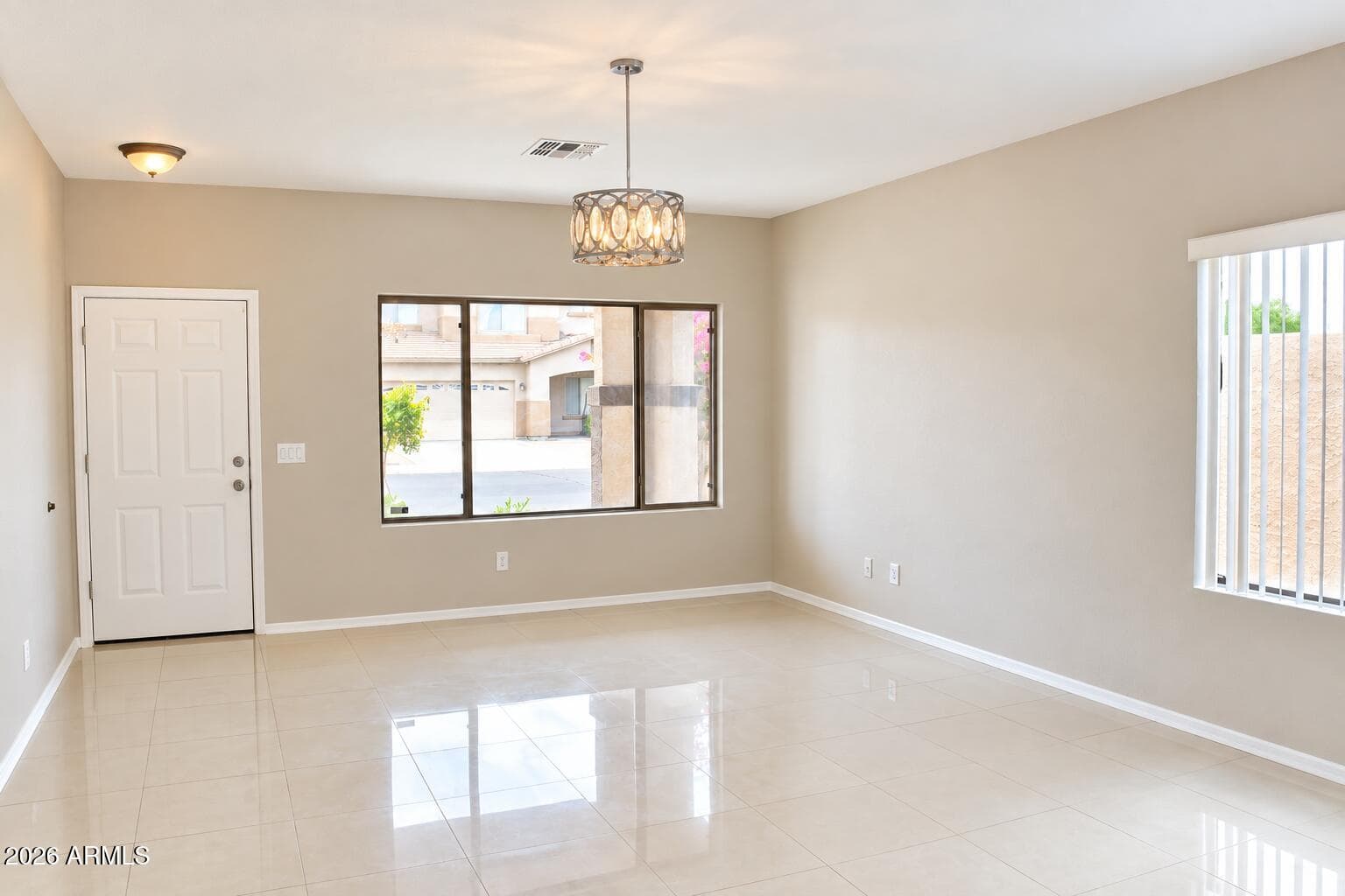 6810 W Nicolet Avenue, Glendale, AZ 85303 — photo 5 of 11
