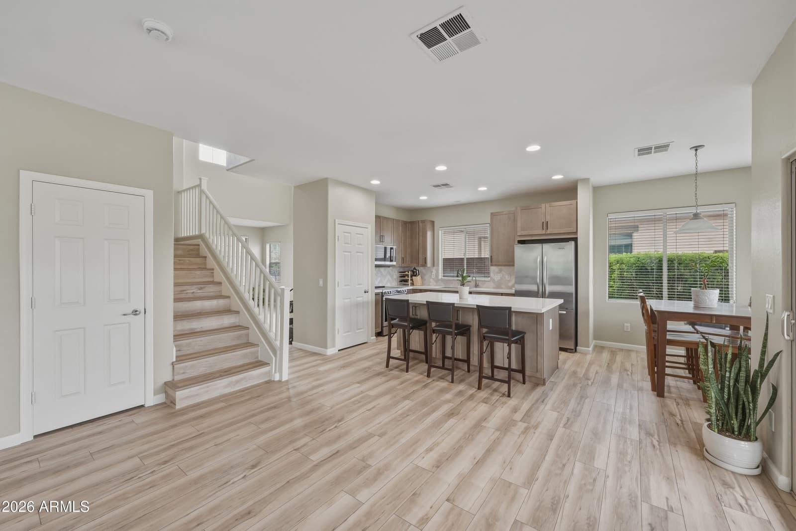 3868 S Stallion Drive, Gilbert, AZ 85297 — photo 9 of 30