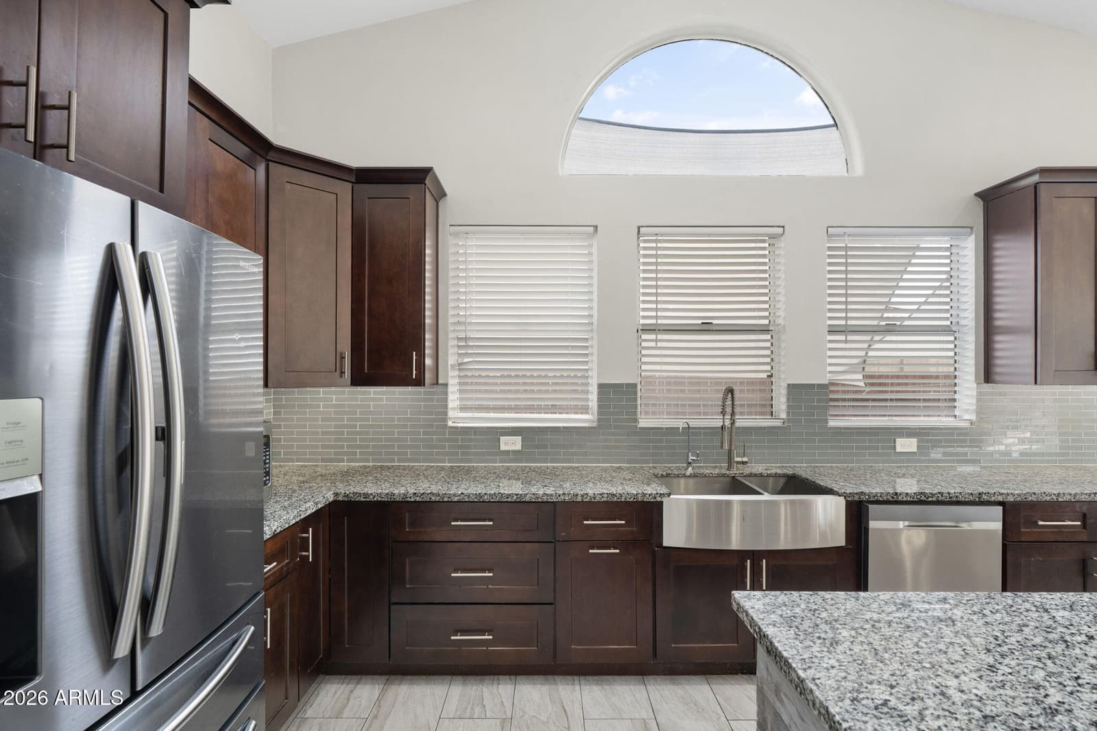 5403 E Farmdale Avenue, Mesa, AZ 85206 — photo 7 of 54