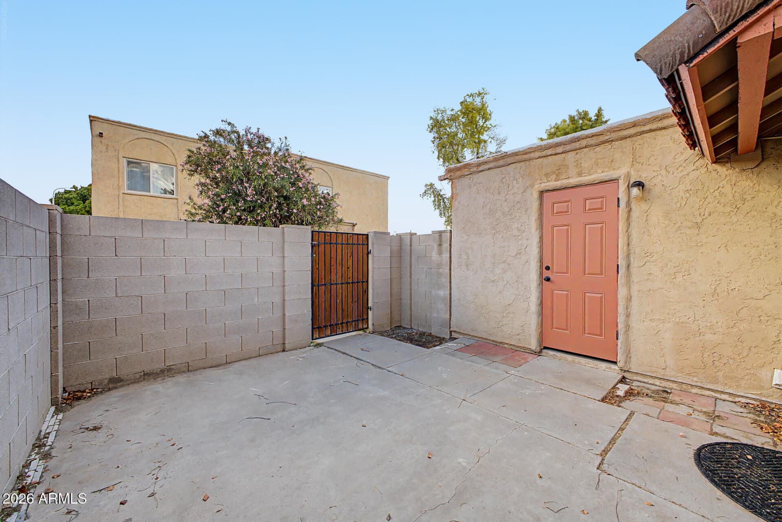 948 S Alma School Road 13, Mesa, AZ 85210 — photo 3 of 26