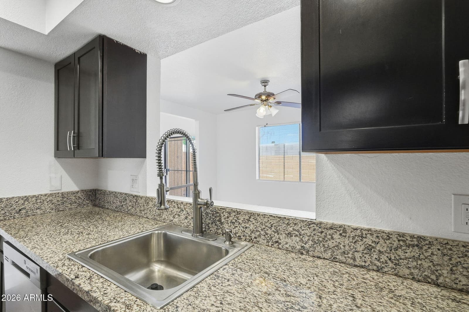 2202 W Glenrosa Avenue 18, Phoenix, AZ 85015 — photo 13 of 32
